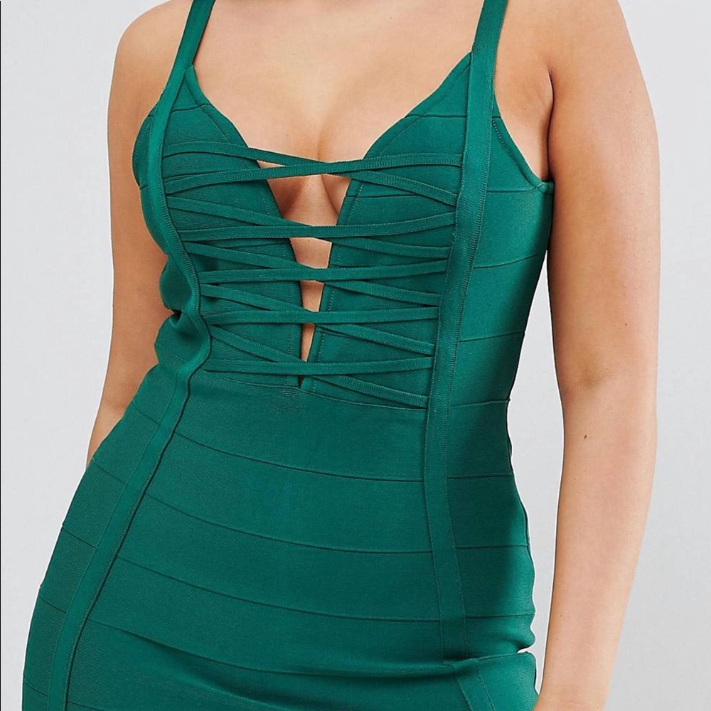 Pretty little thing body con dress size 6
